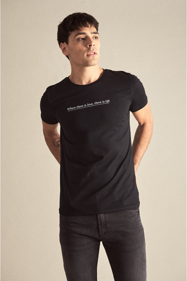 Remera Gandhi 2