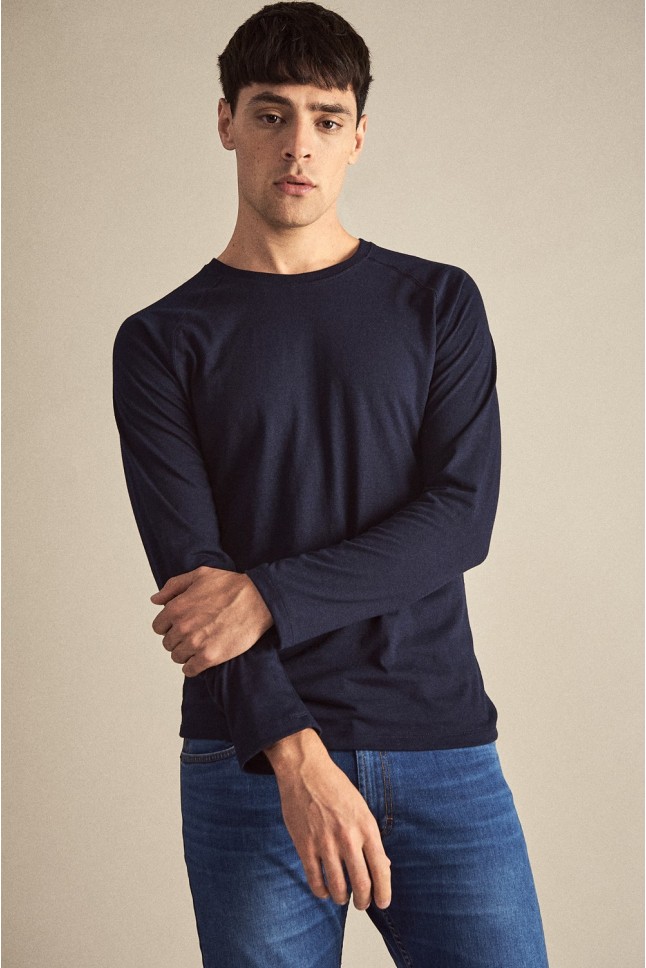 Remera Aston