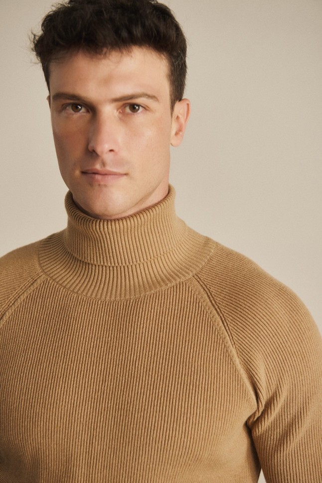 Sweater Polera Cavalier