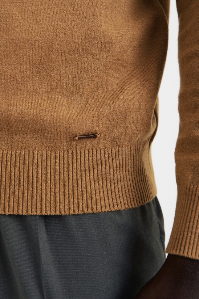 Sweater Polera Derby