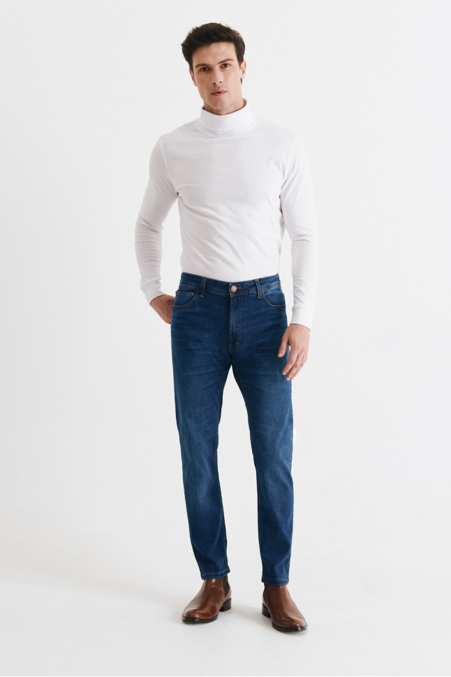 Jean Slim Fit Burdeos