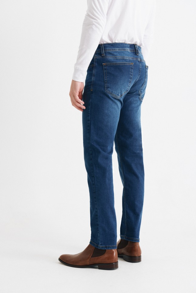 Jean Slim Fit Burdeos