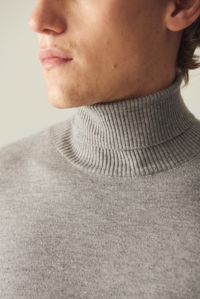 Sweater Polera Derby